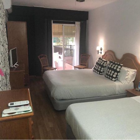 Hostal Victoria Altura ภายนอก รูปภาพ