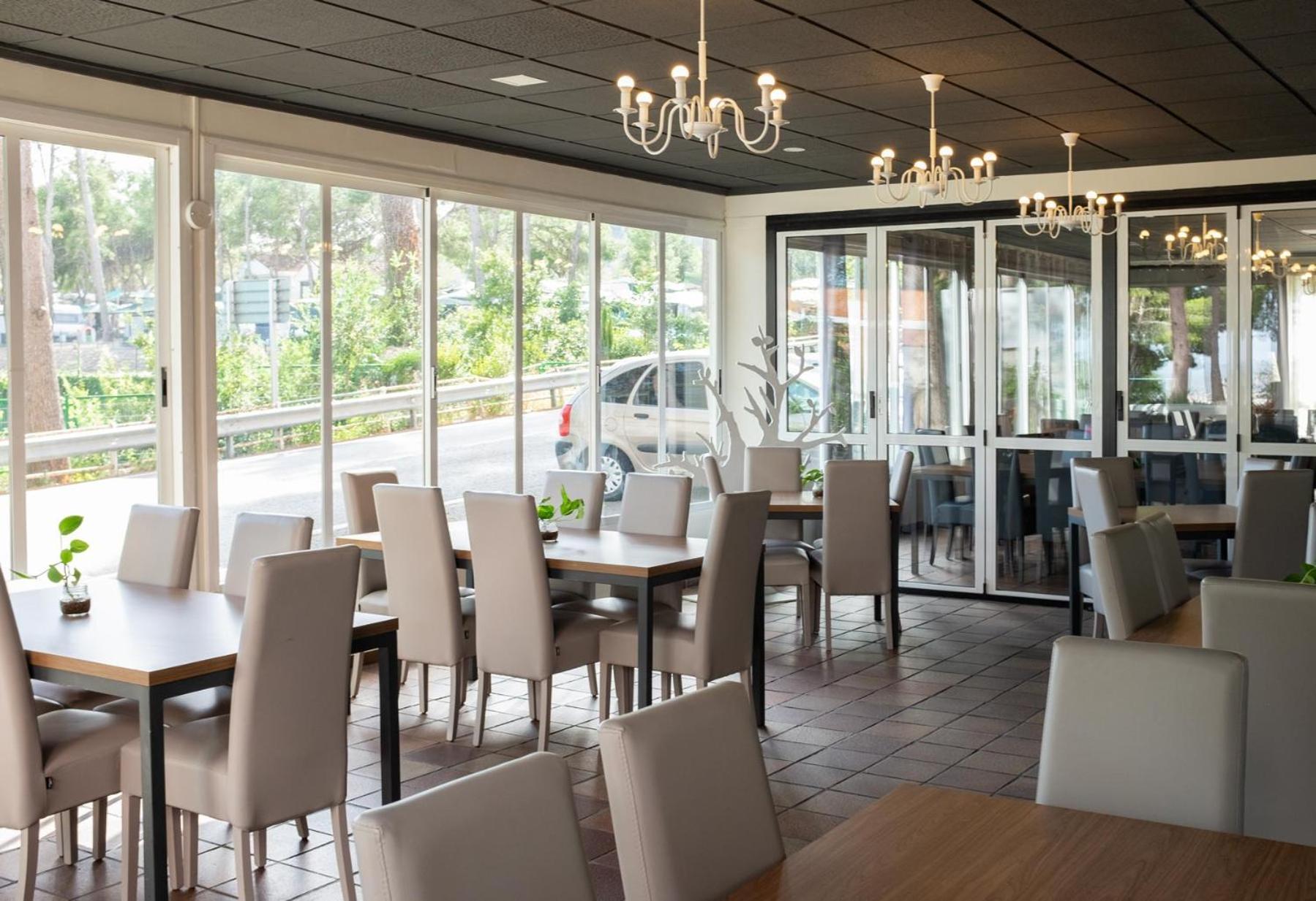 Hostal Victoria Altura ภายนอก รูปภาพ